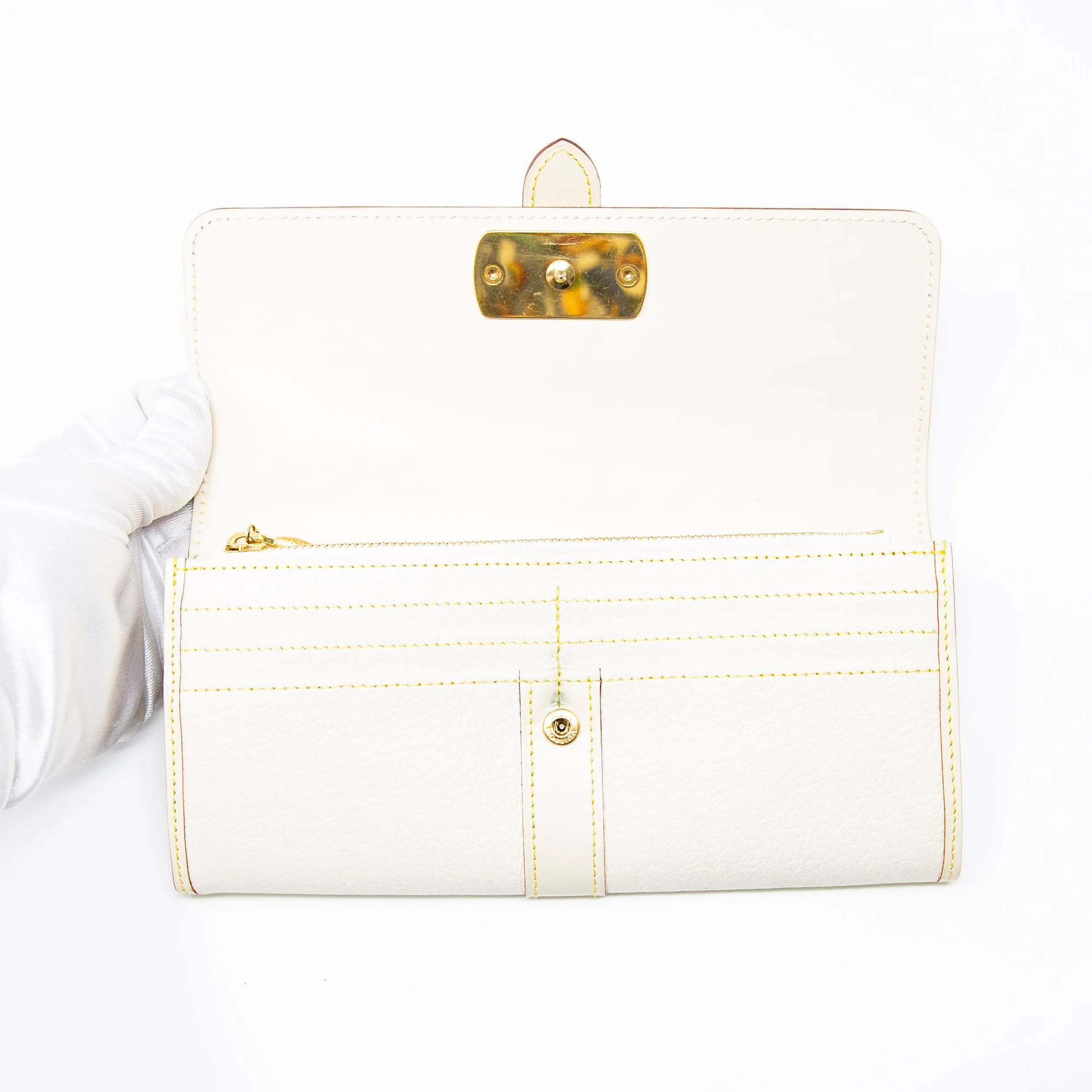 Louis Vuitton White Favori Suhali Continental Wallet